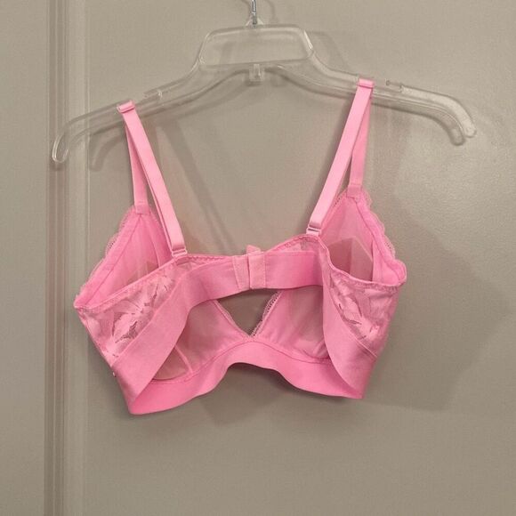 Victoria’s Secret bralette size large ￼ - Picture 3 of 7